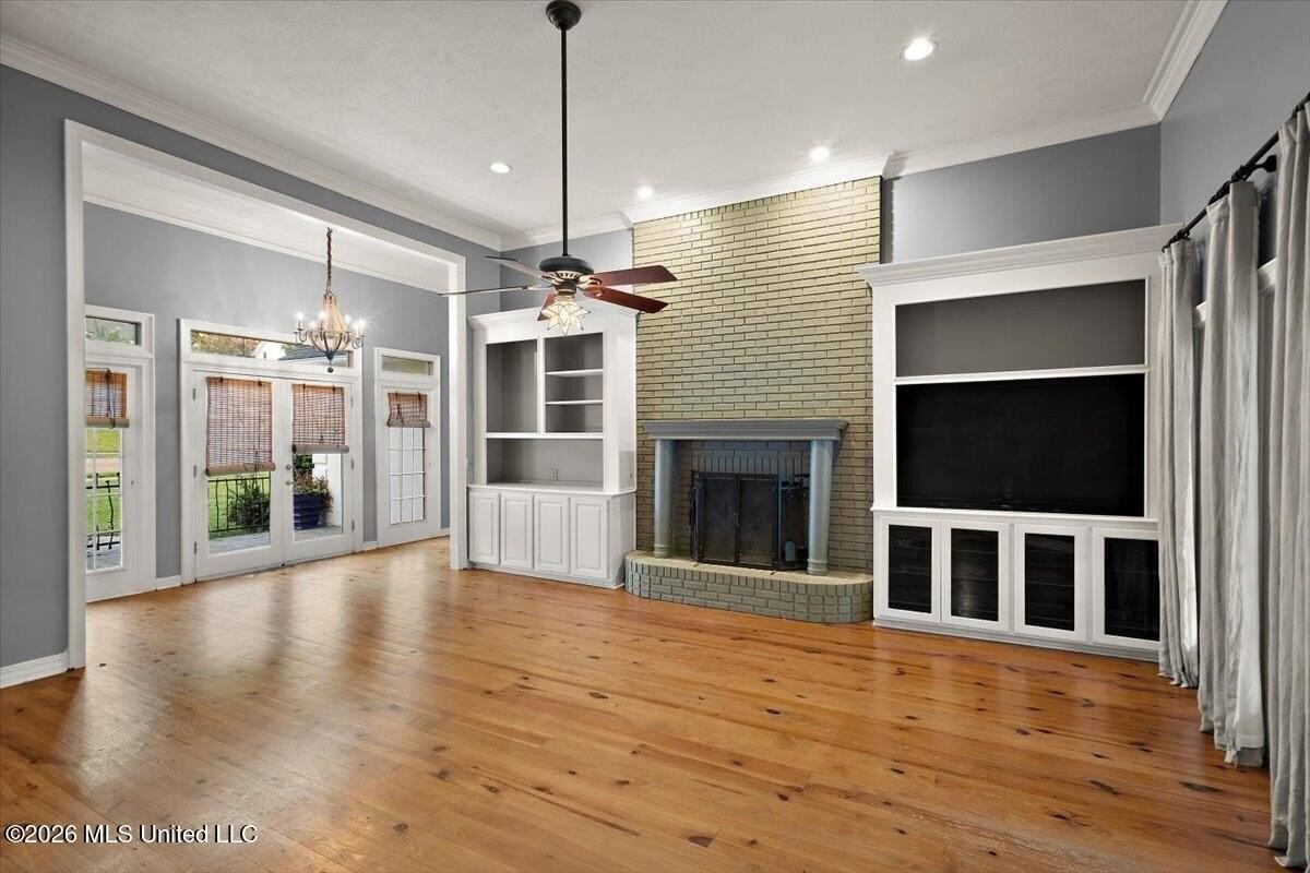 423 Woodlands Cir - Photo 7 of 29