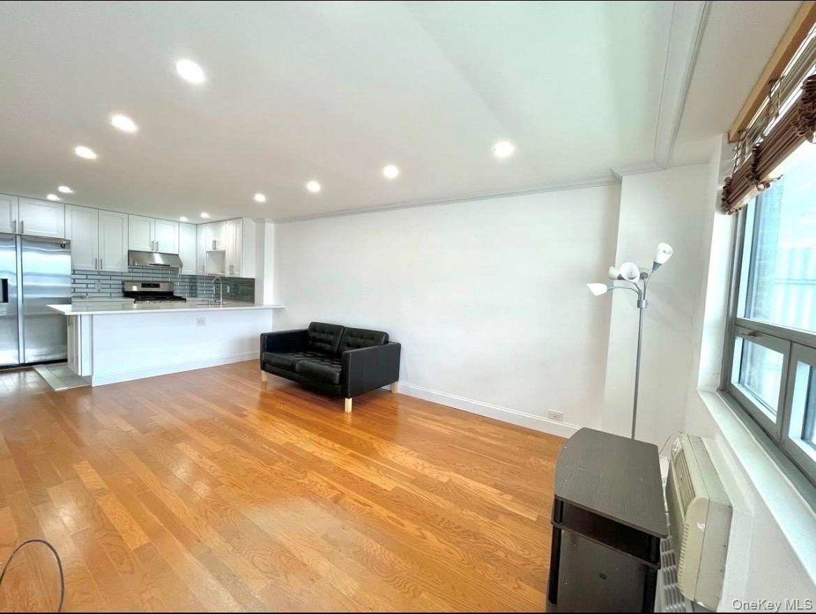 6125 97th St #12P - Photo 5 of 9