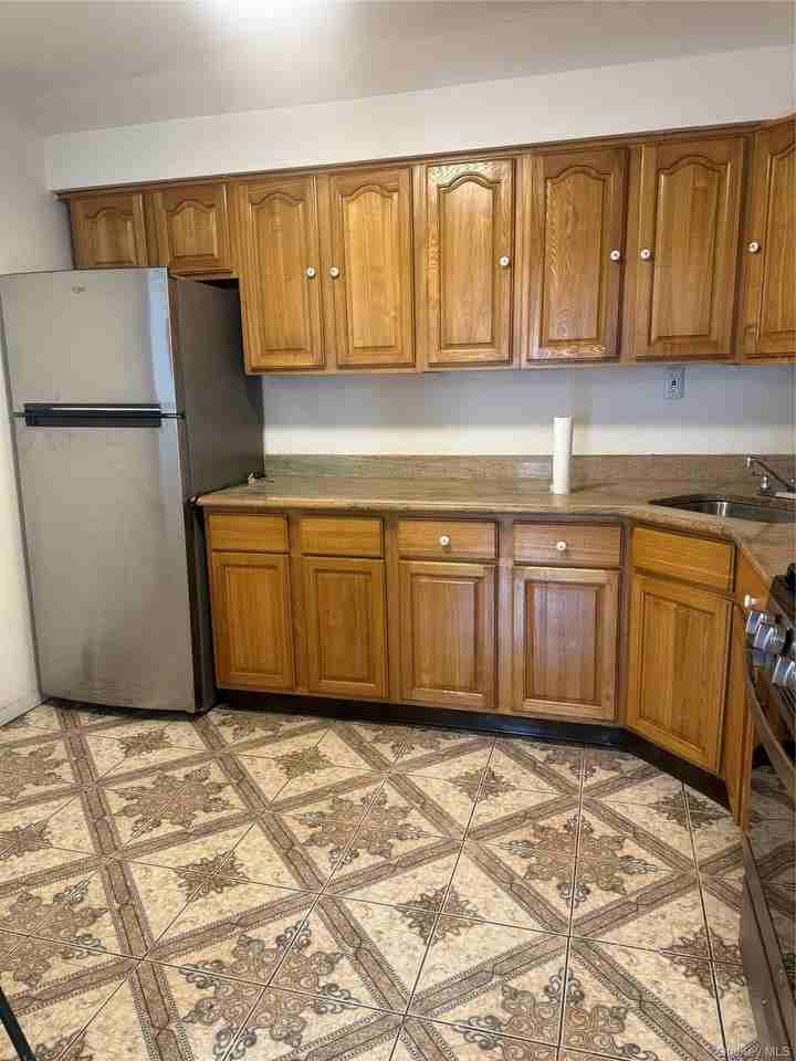 14487 176th St - Photo 5 of 16