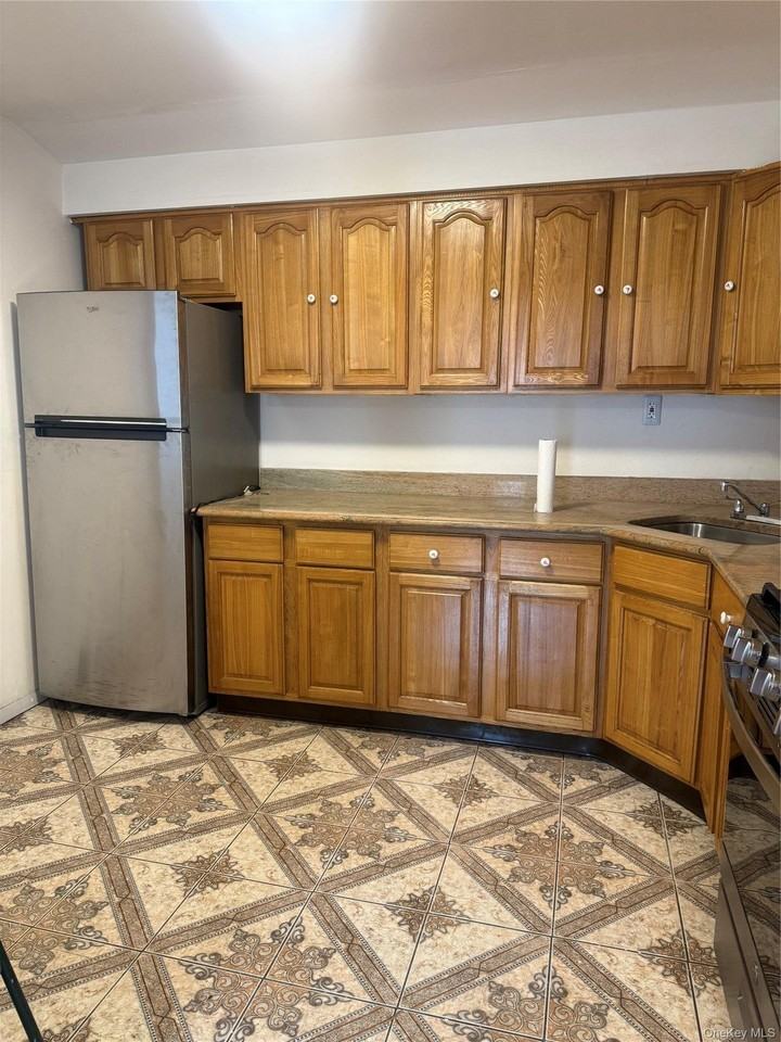 14487 176th St - Photo 6 of 16