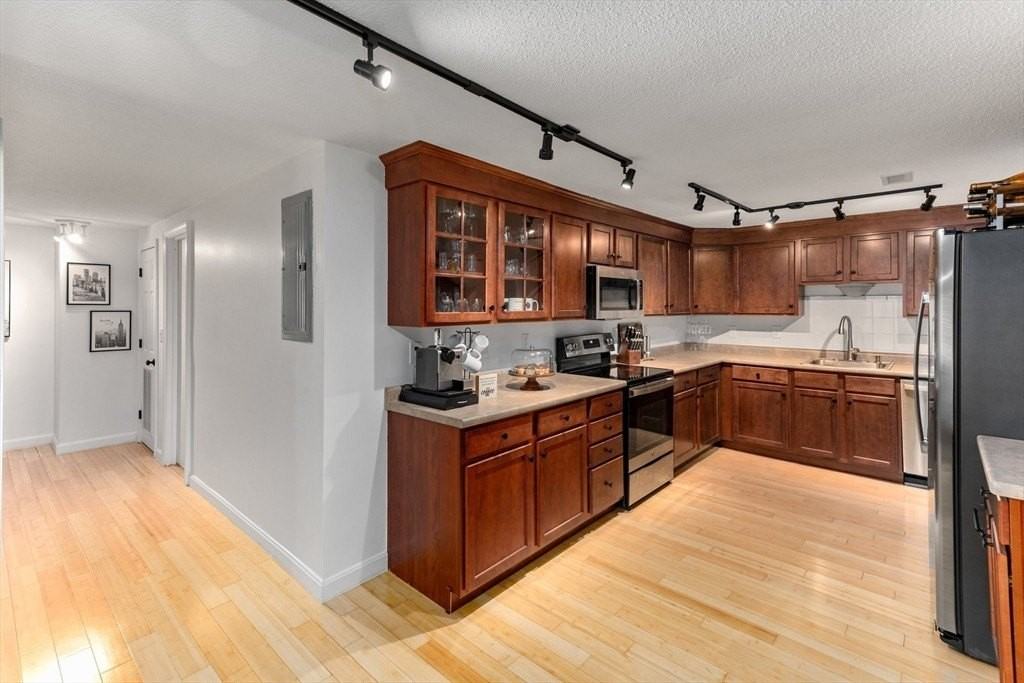 150 Rumford Ave #123 - Photo 5 of 20