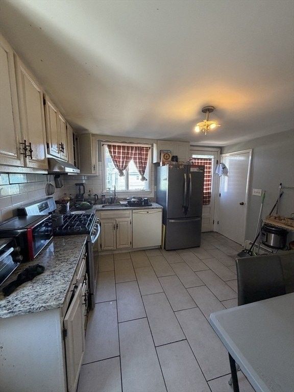 12 Appleton St #2 - Photo 2 of 15