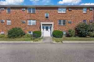 featured image of 91 Pleasant St #C11