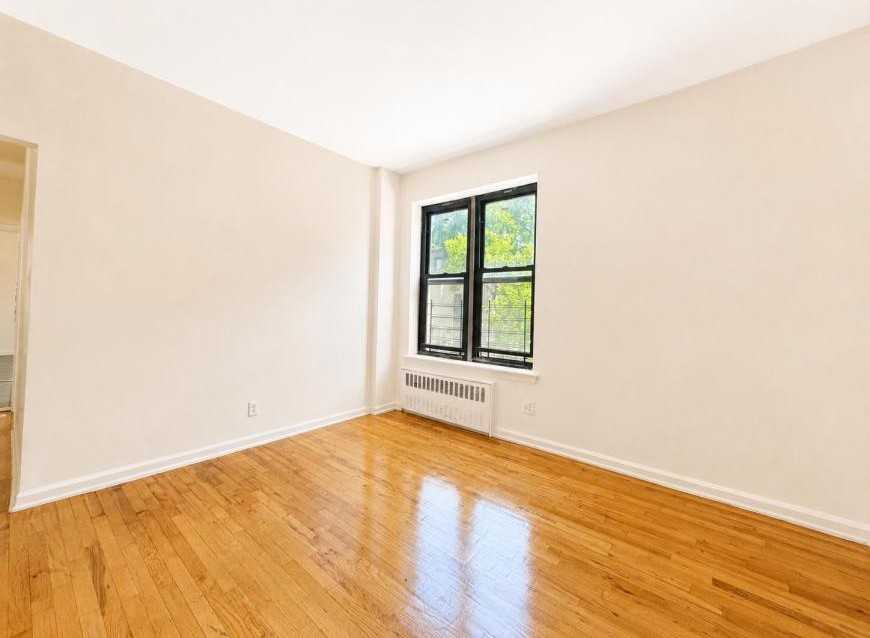 973 Aldus St - Photo 2 of 7
