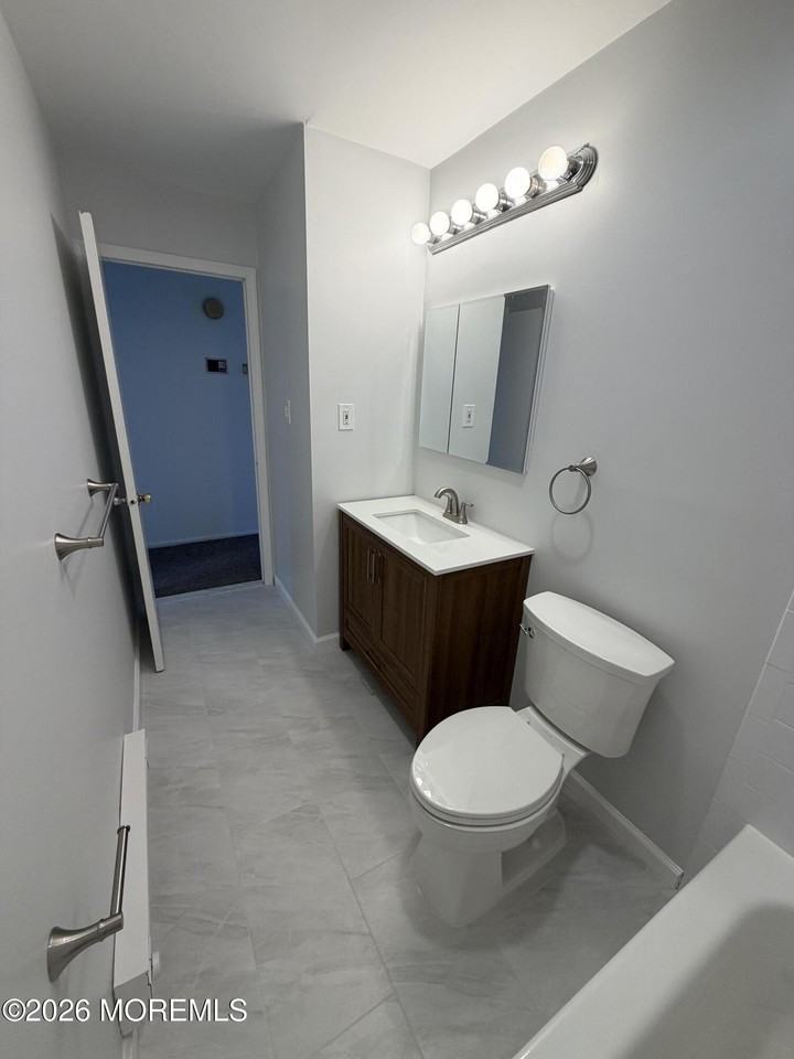 70 William And Mary Sq #A - Photo 7 of 19