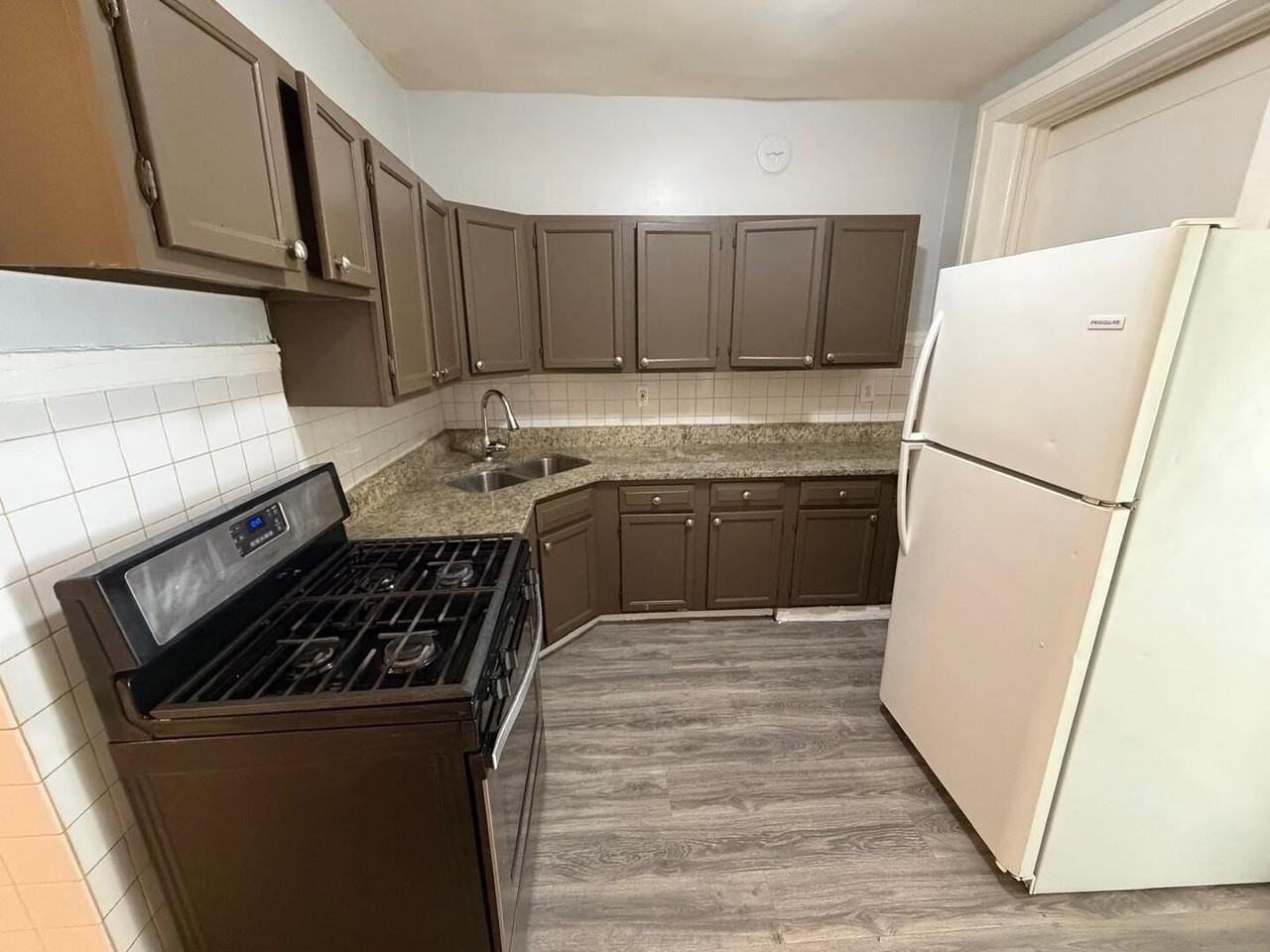 5947 S Justine St #1 - Photo 4 of 10
