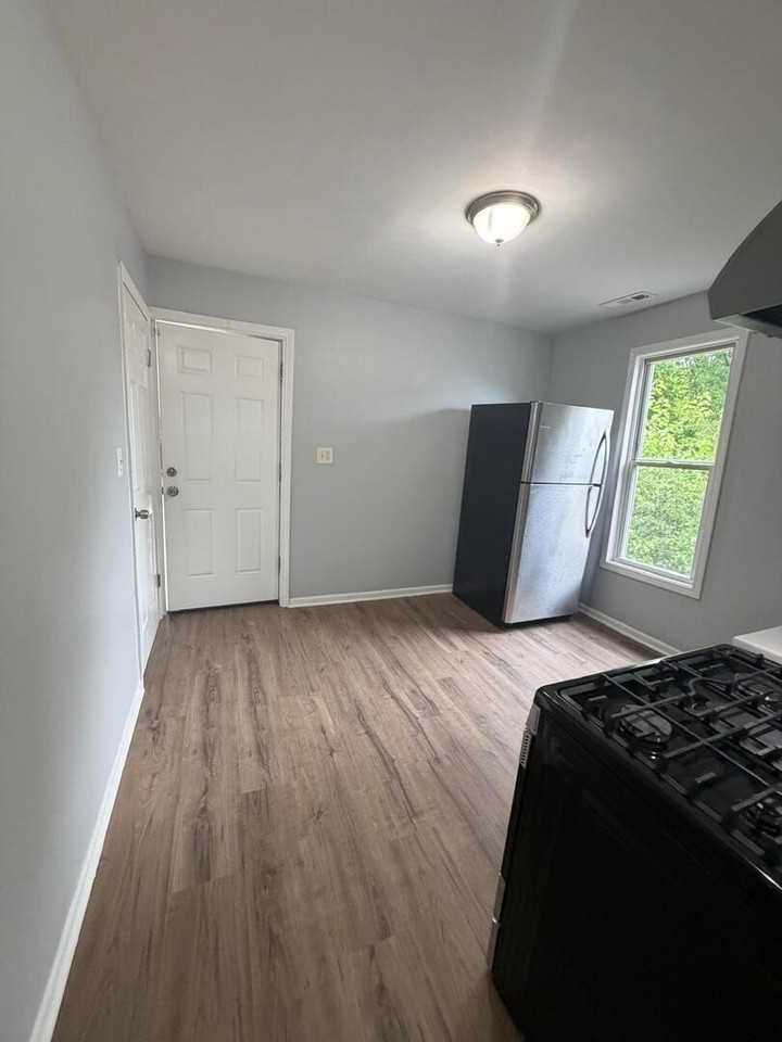 6739 S Laflin St #2 - Photo 2 of 8