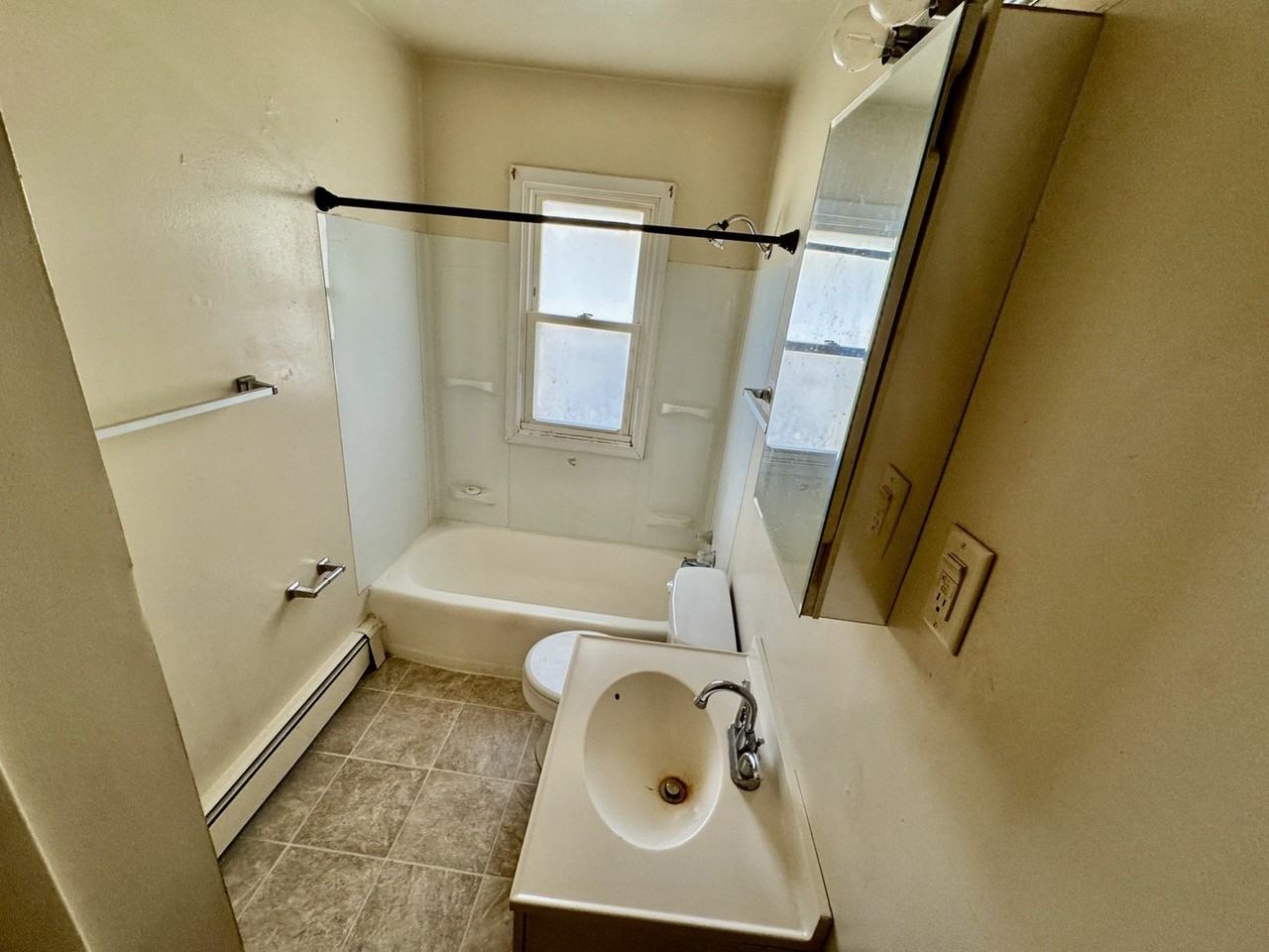 209 Bush St #C - Photo 6 of 7