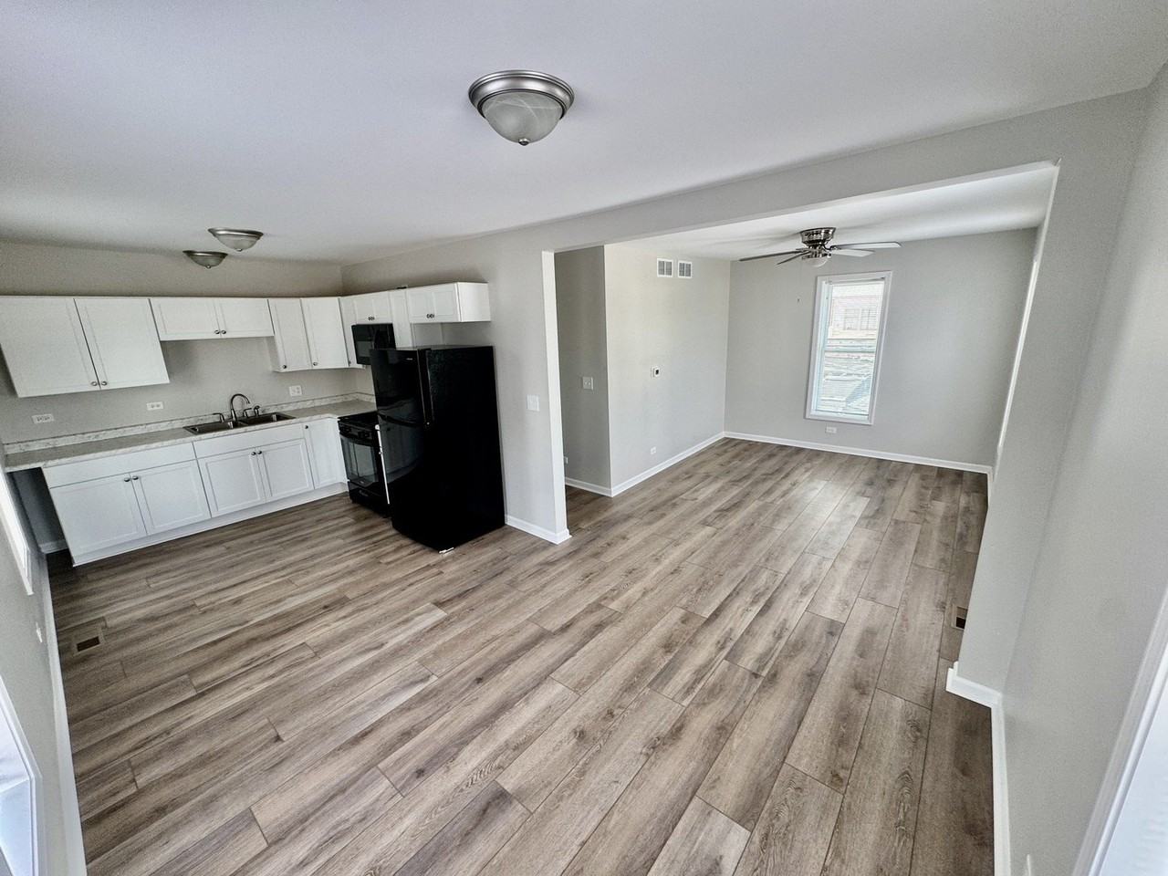 203 W Main St #2 - Photo 2 of 7