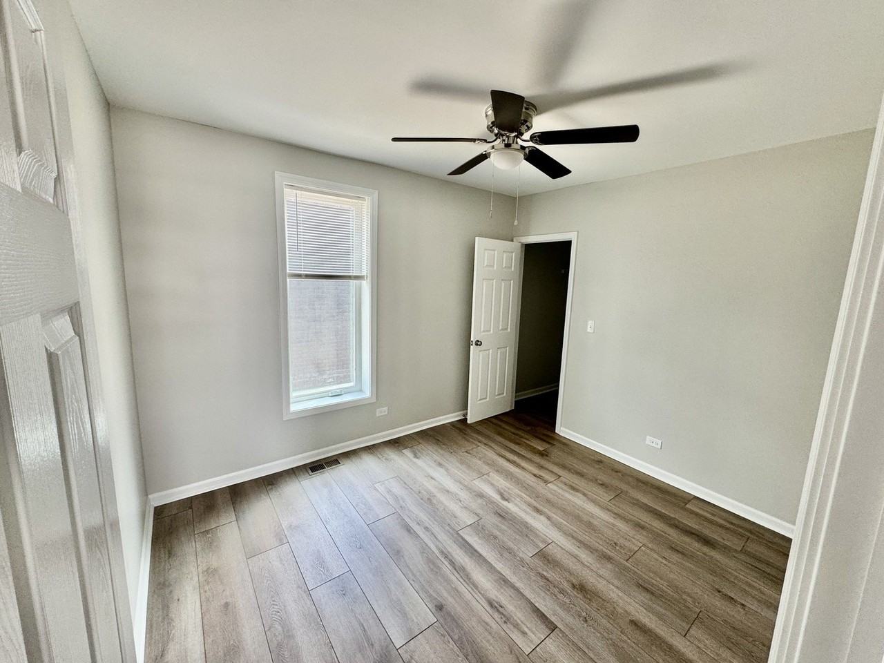 203 W Main St #2 - Photo 4 of 7