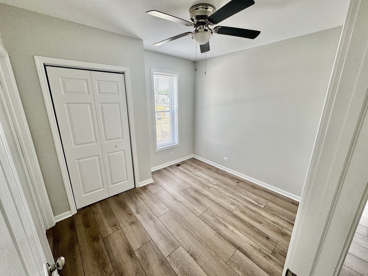 203 W Main St #2 - Photo 5 of 7