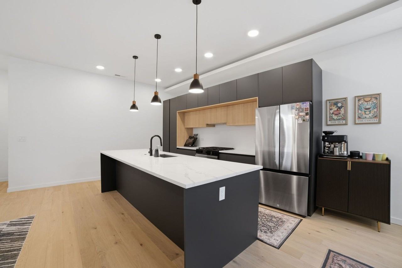 5039 N Winthrop Ave #2F - Photo 6 of 36
