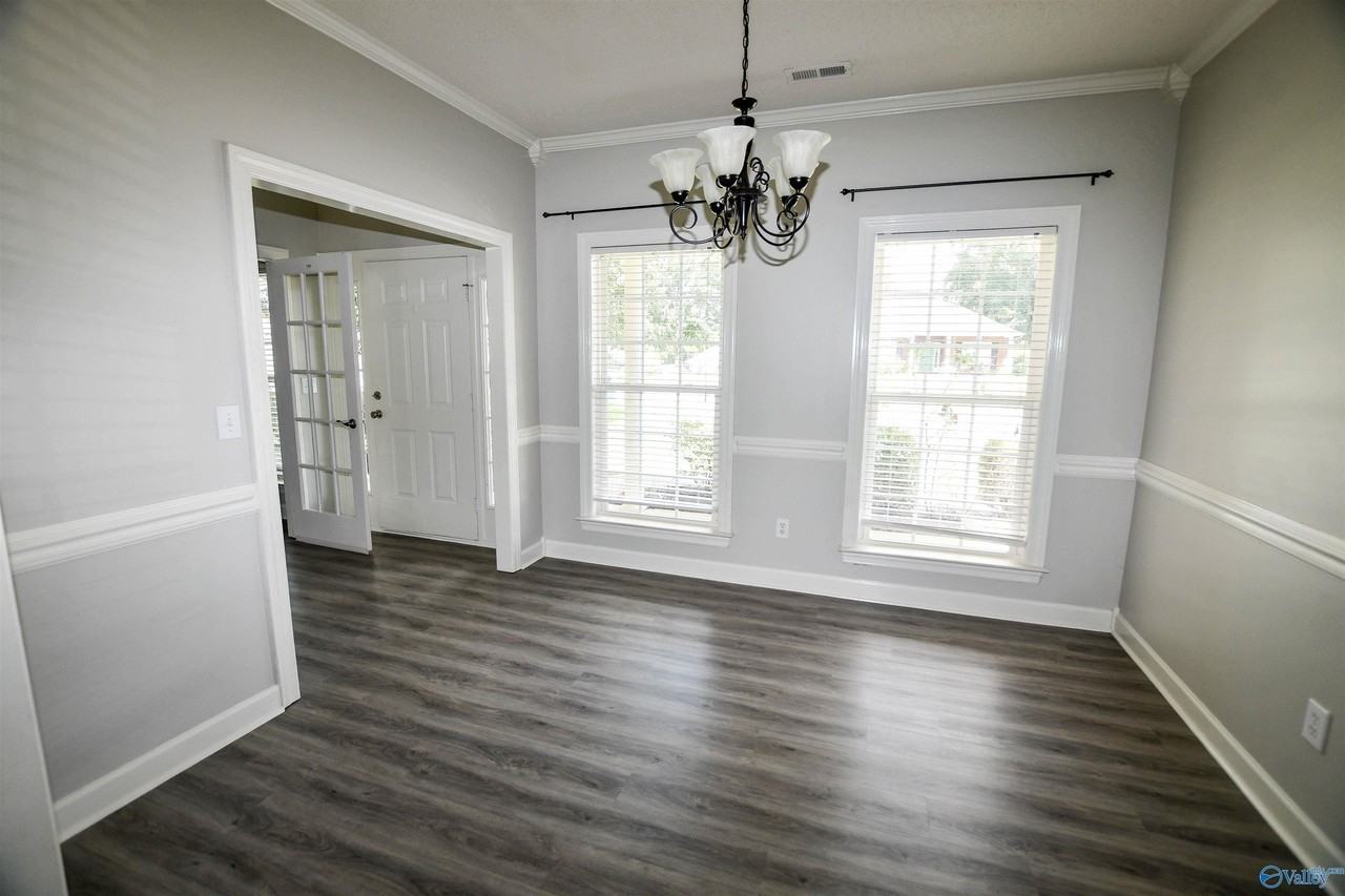 105 Knotting Pl - Photo 4 of 17