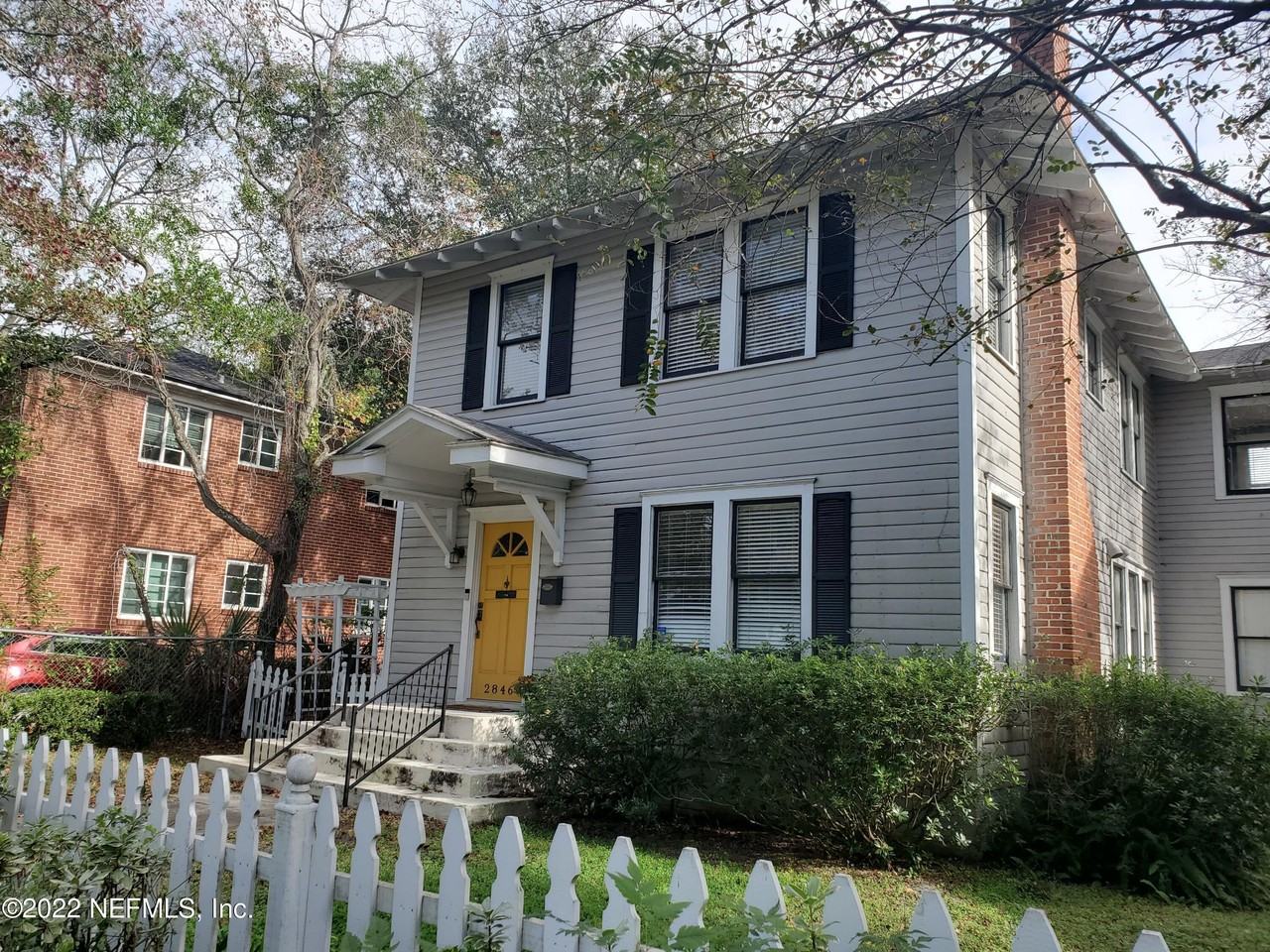 2846 Sydney St - Photo 2 of 38