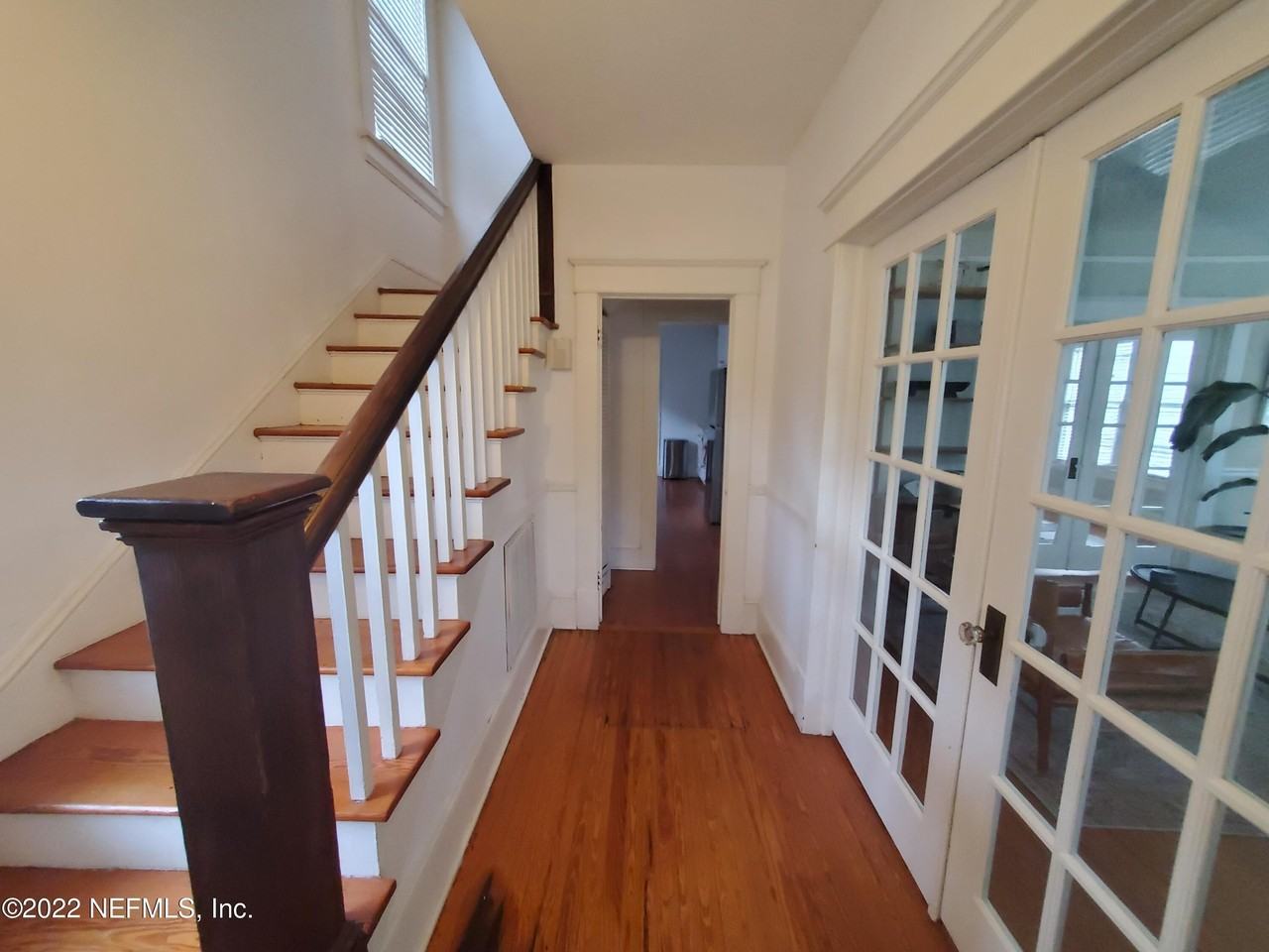 2846 Sydney St - Photo 3 of 38