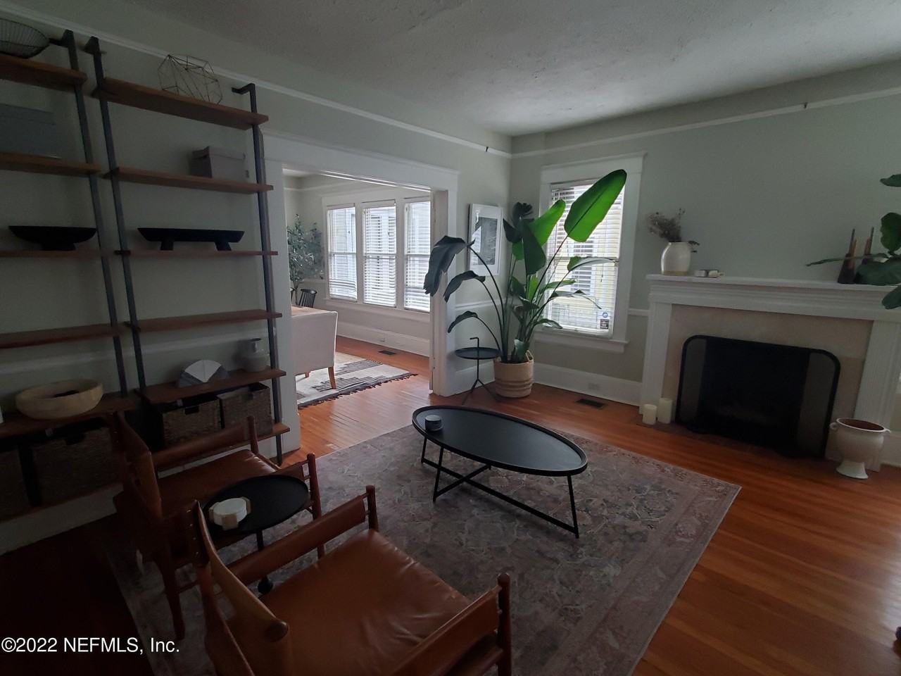 2846 Sydney St - Photo 5 of 38