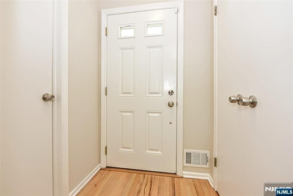 33 Millar Ct #A - Photo 3 of 33
