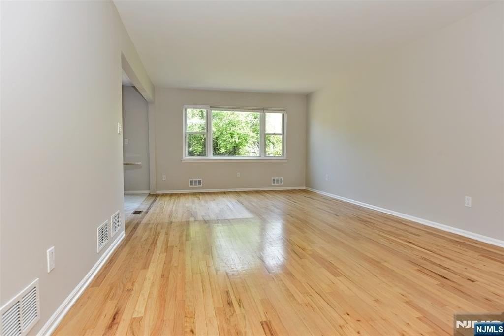 33 Millar Ct #A - Photo 5 of 33