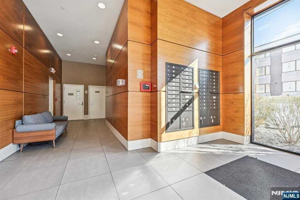5808 Washington St #507 - Photo 2 of 14