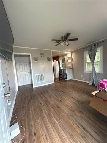 518 Marion Ave - Photo 2 of 9