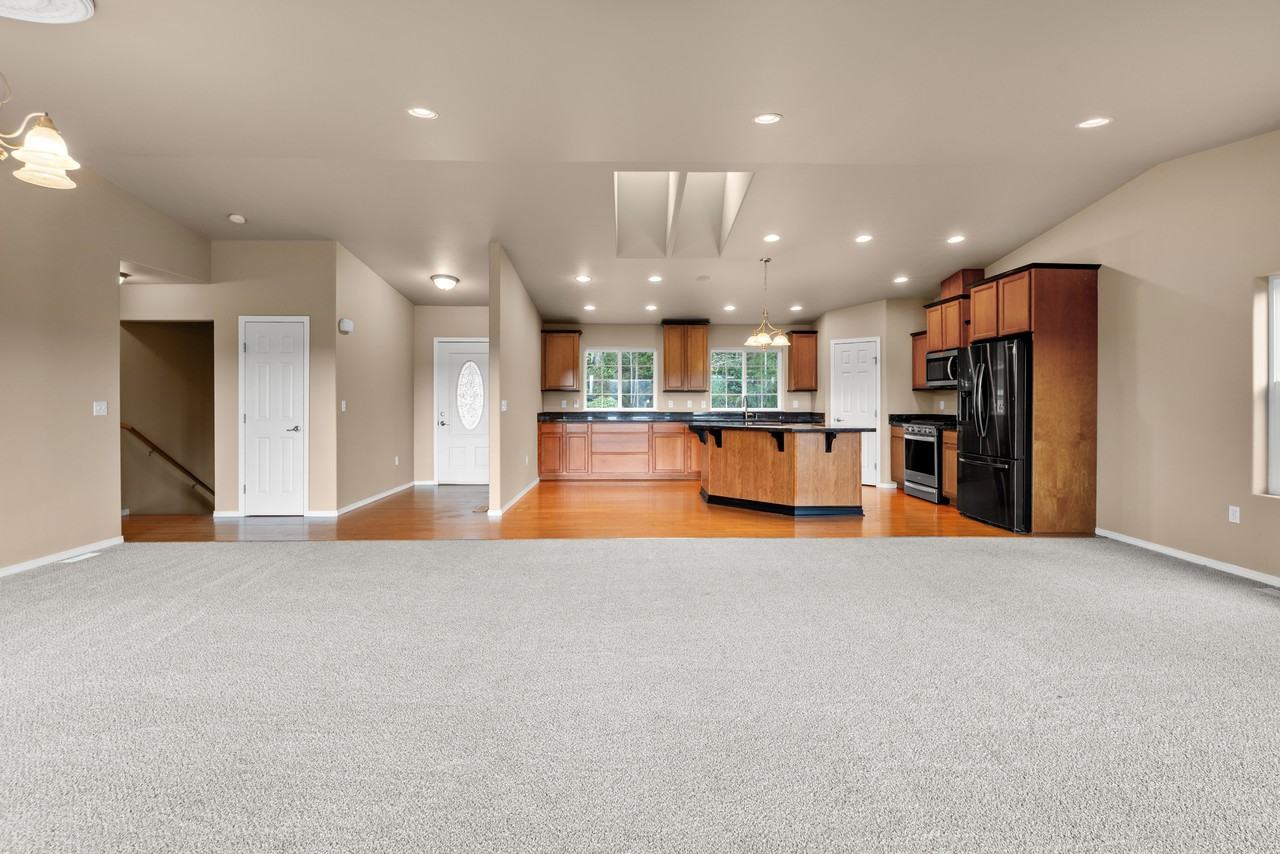231 E Linda Vista Ct - Photo 4 of 28