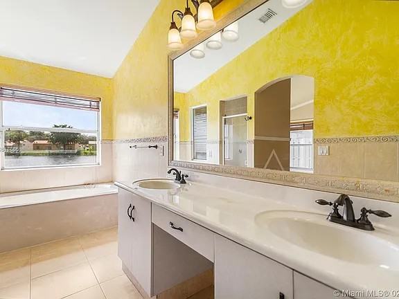 13420 Sw 17th Ct - Photo 7 of 8