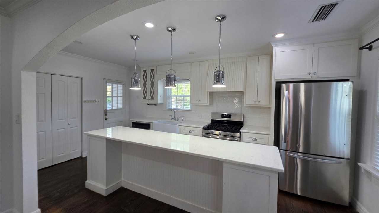 3741 Hilltop Rd - Photo 2 of 28