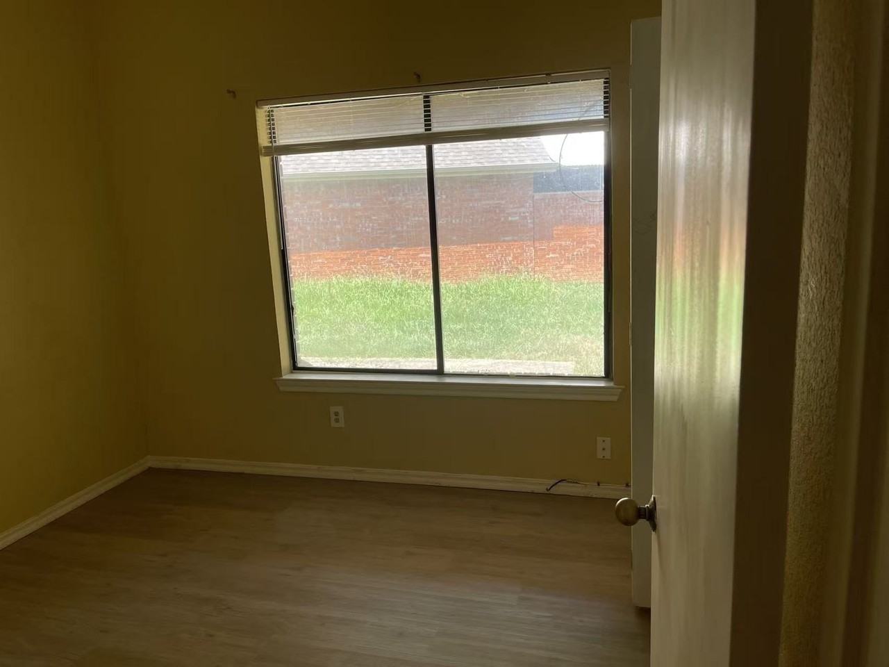 3098 Rustlewind Ln - Photo 7 of 9