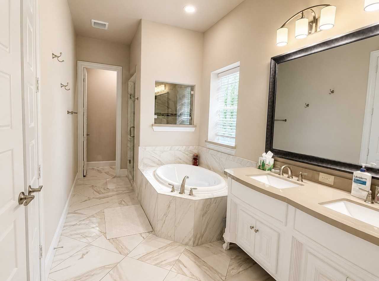 4905 Dunland Dr - Photo 7 of 11