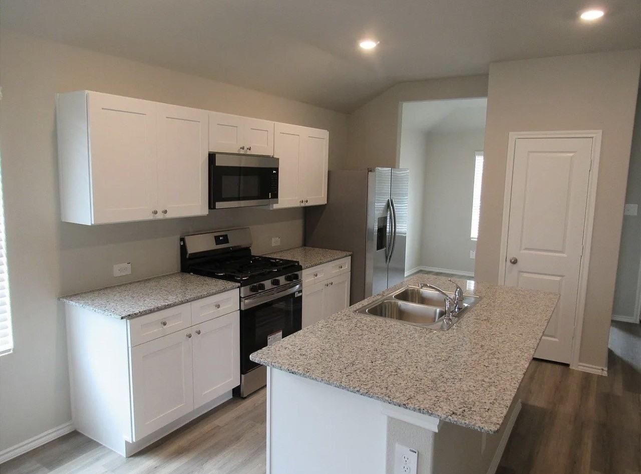 1612 Tin Roof Rd - Photo 5 of 18