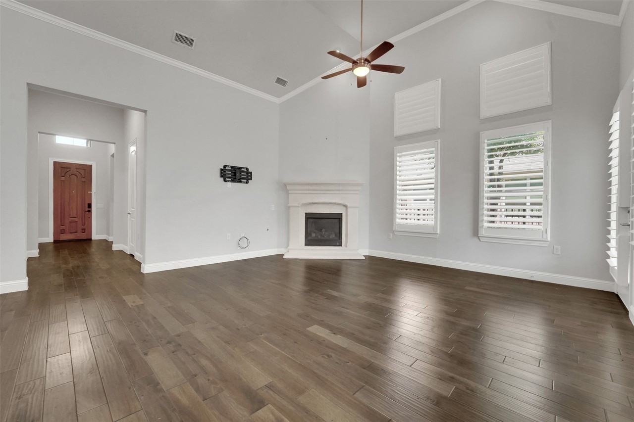 175 Calla Dr - Photo 4 of 24