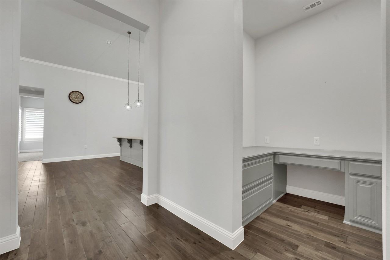 175 Calla Dr - Photo 5 of 24