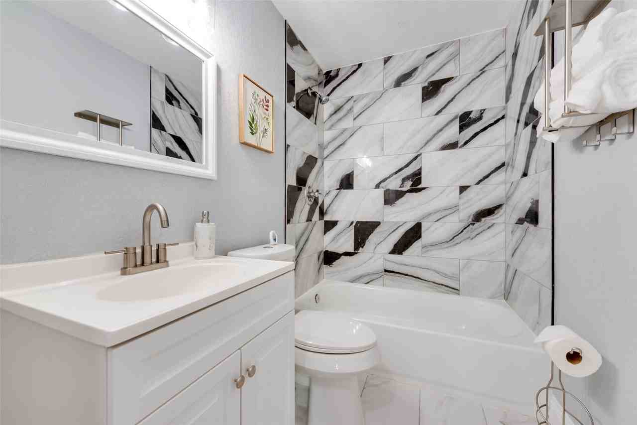 228 Harrison Ln - Photo 7 of 13