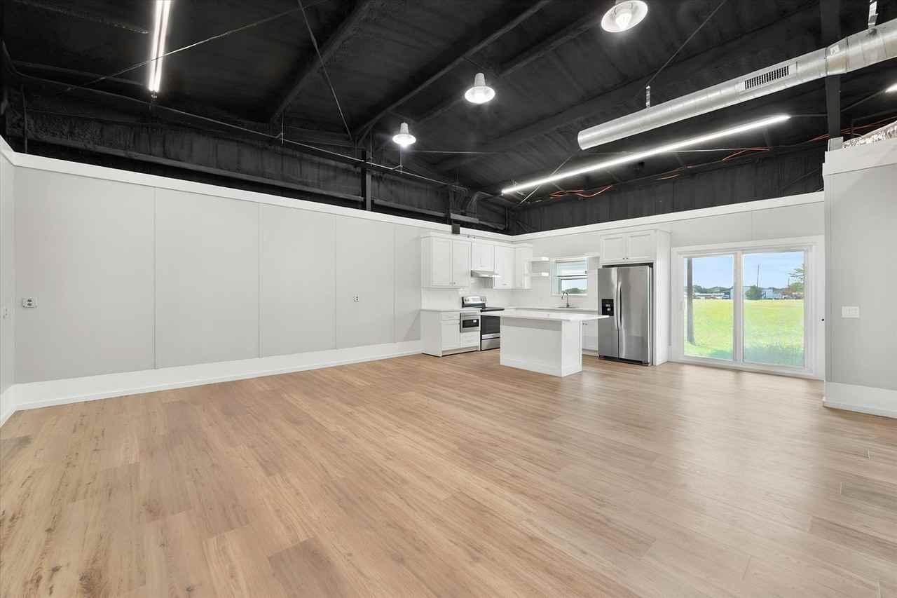 140 Caddo Trl #A - Photo 3 of 12