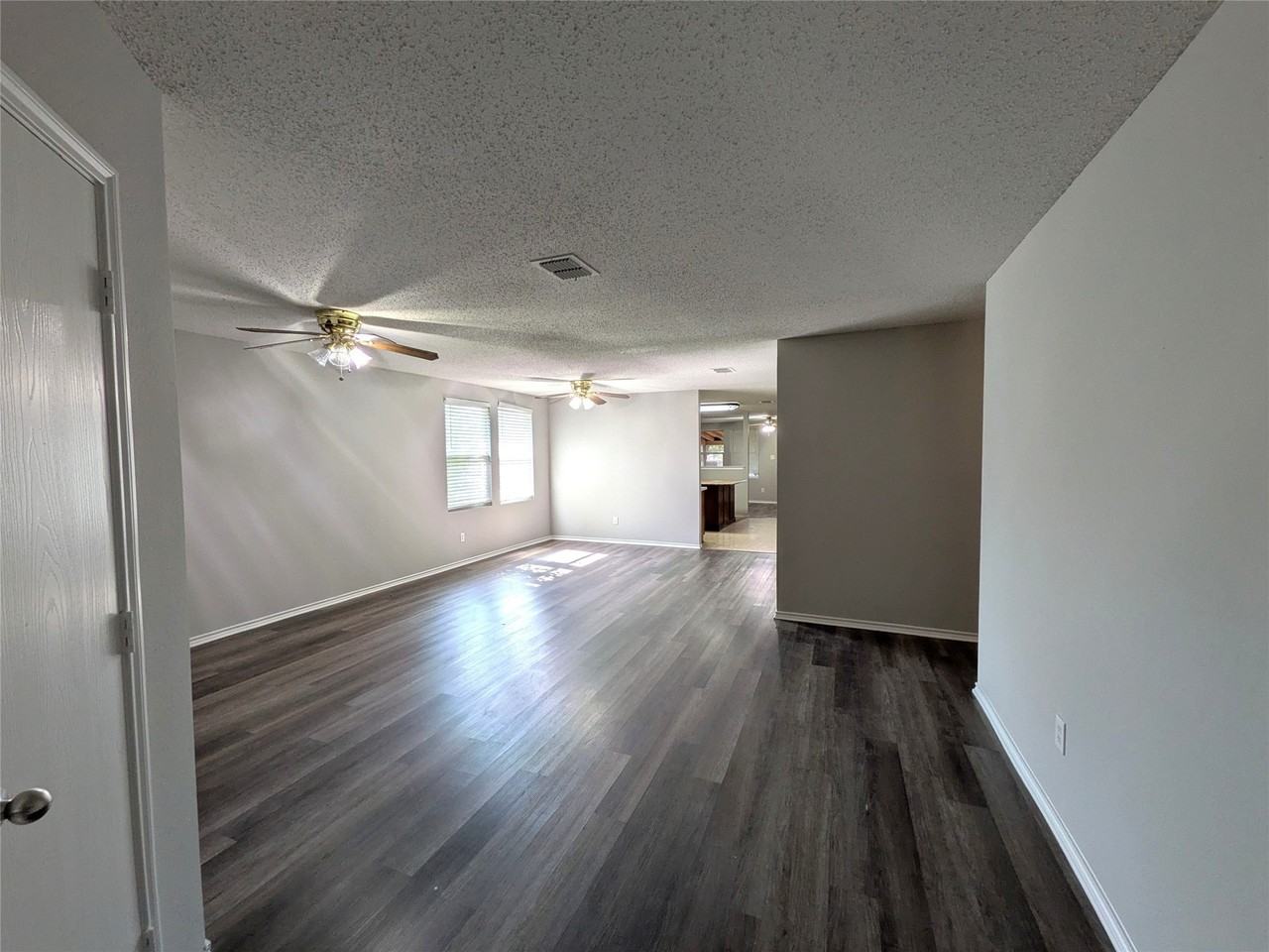 1736 Carolina Ridge Way - Photo 7 of 33