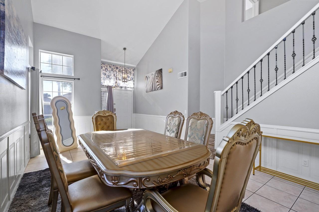 N Stapley Dr - Photo 2 of 8