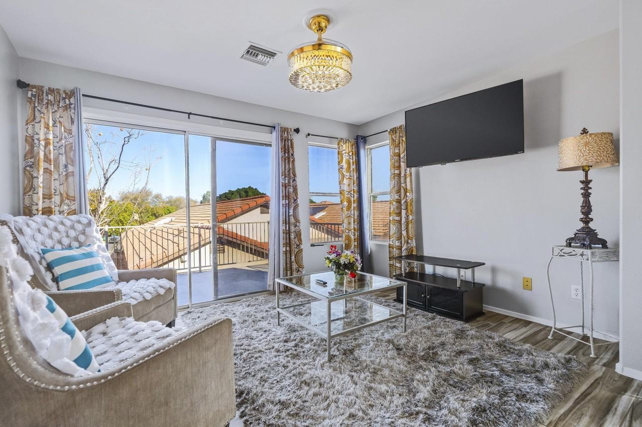N Stapley Dr - Photo 4 of 8