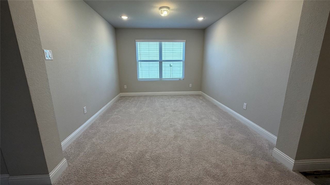 621 Quail Meadows Dr - Photo 3 of 21