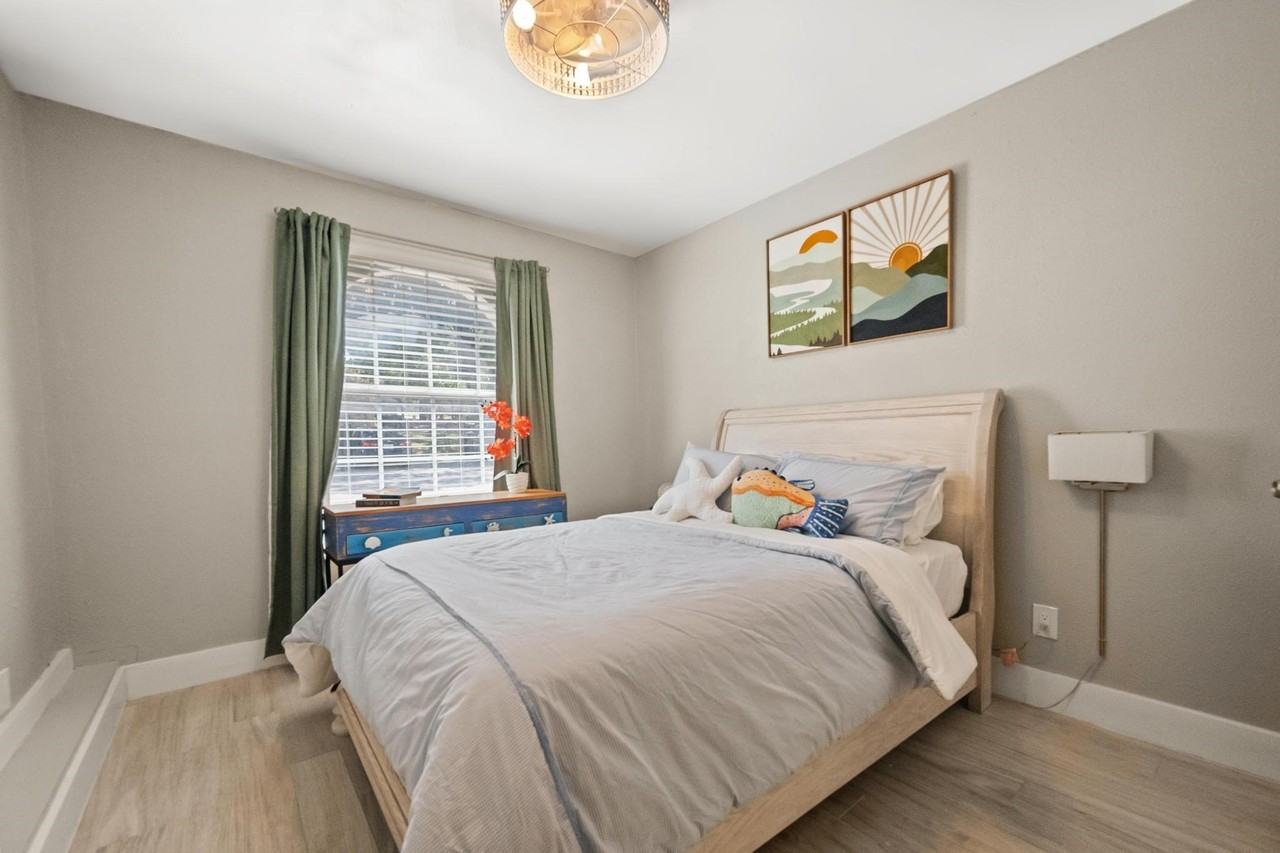 3928 Mediterranean St - Photo 5 of 40