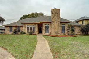 featured image of 3913 Sandia Dr