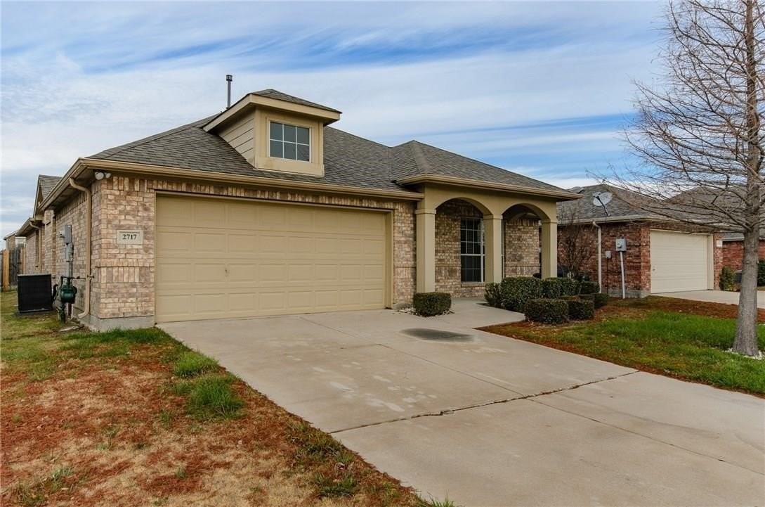2717 Sunlight Dr - Photo 2 of 30