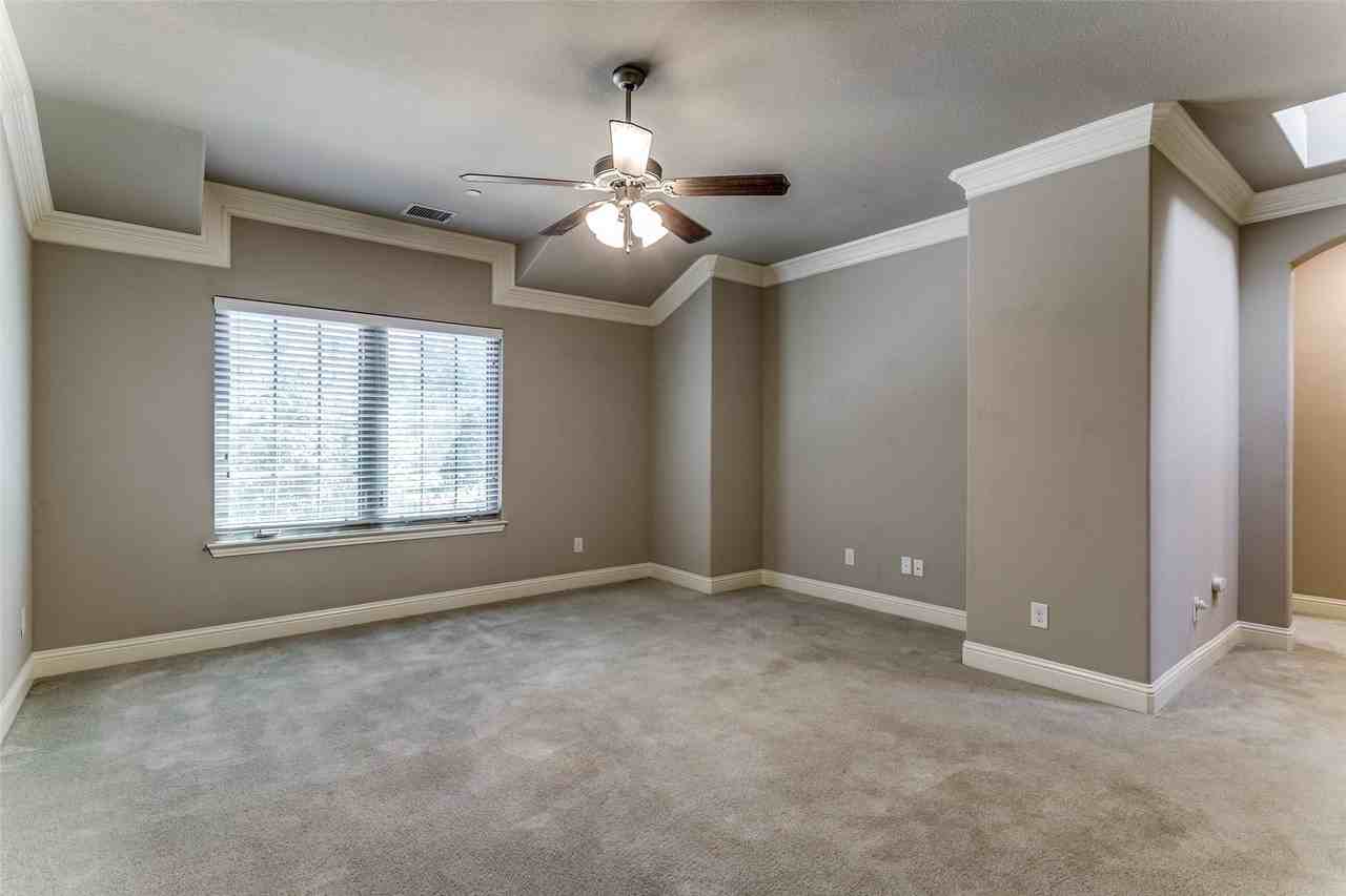 809 Milton Way - Photo 7 of 12