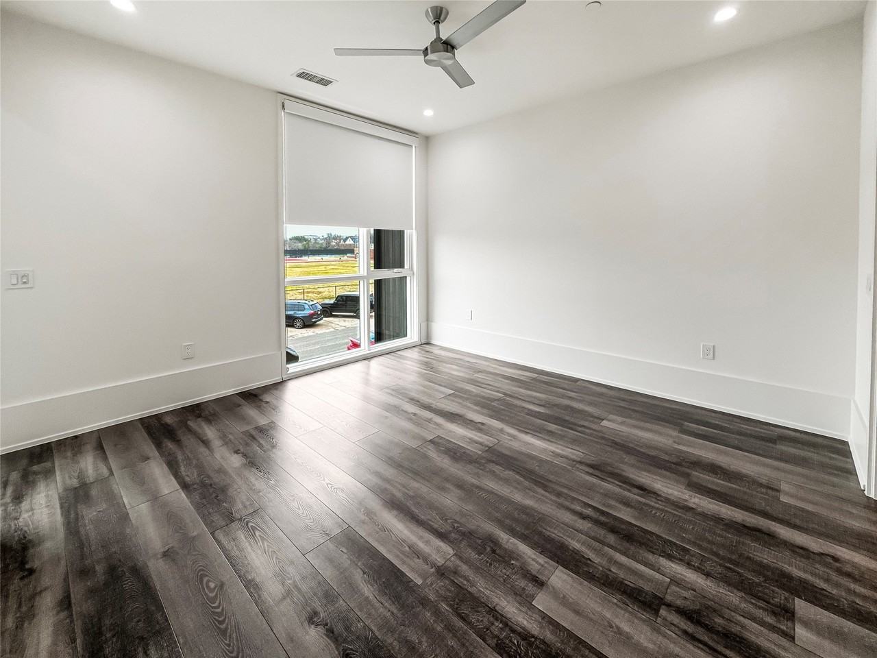 3525 Normandy Ave #36 - Photo 5 of 18