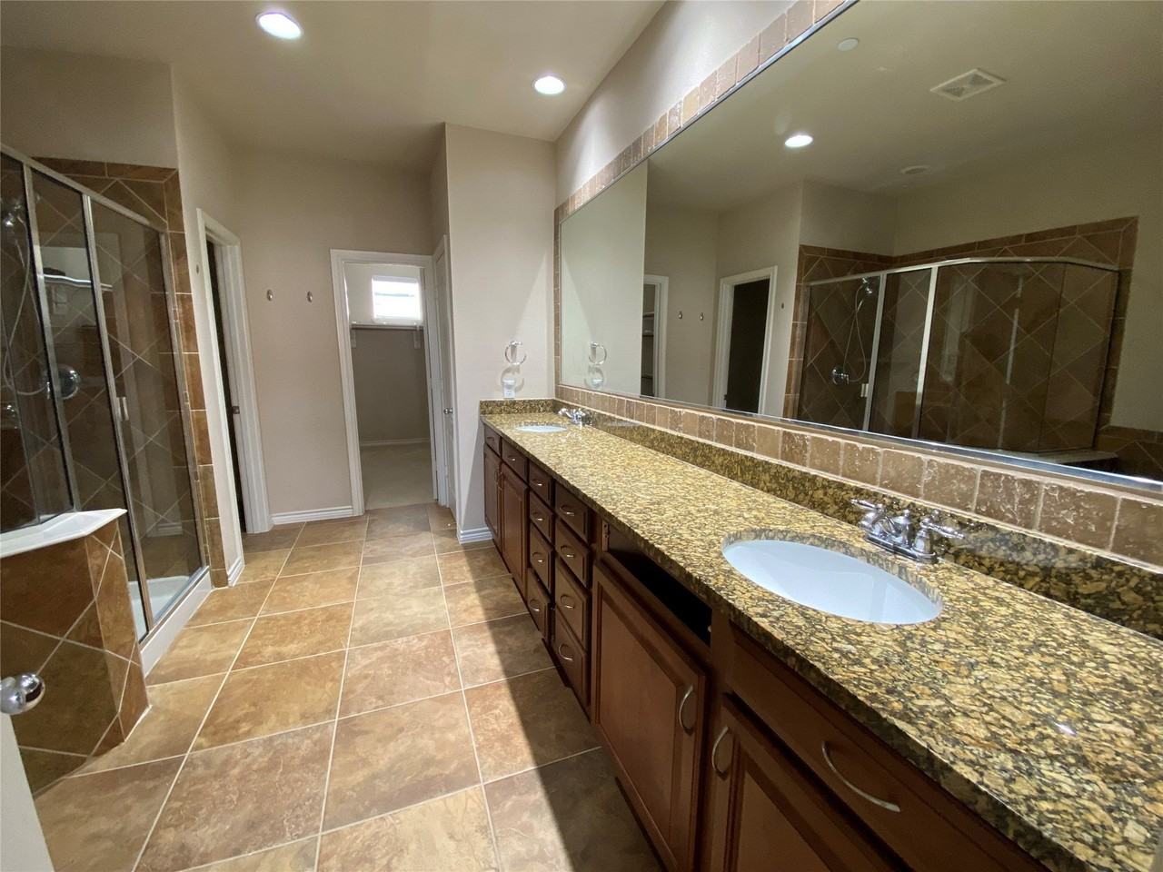 15831 Breedlove Pl #118 - Photo 5 of 20