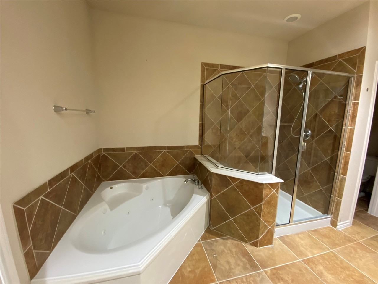 15831 Breedlove Pl #118 - Photo 6 of 20