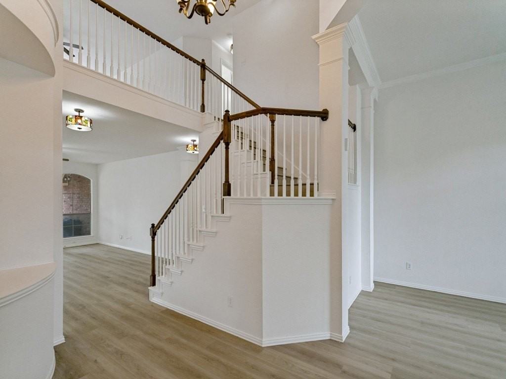 1408 Stillforest Dr - Photo 4 of 26
