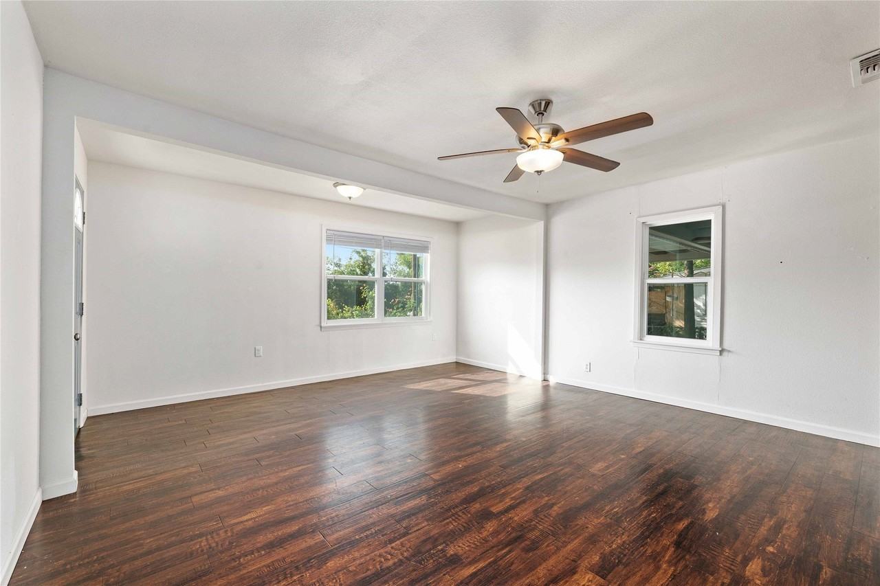 204 Northline Dr - Photo 4 of 29