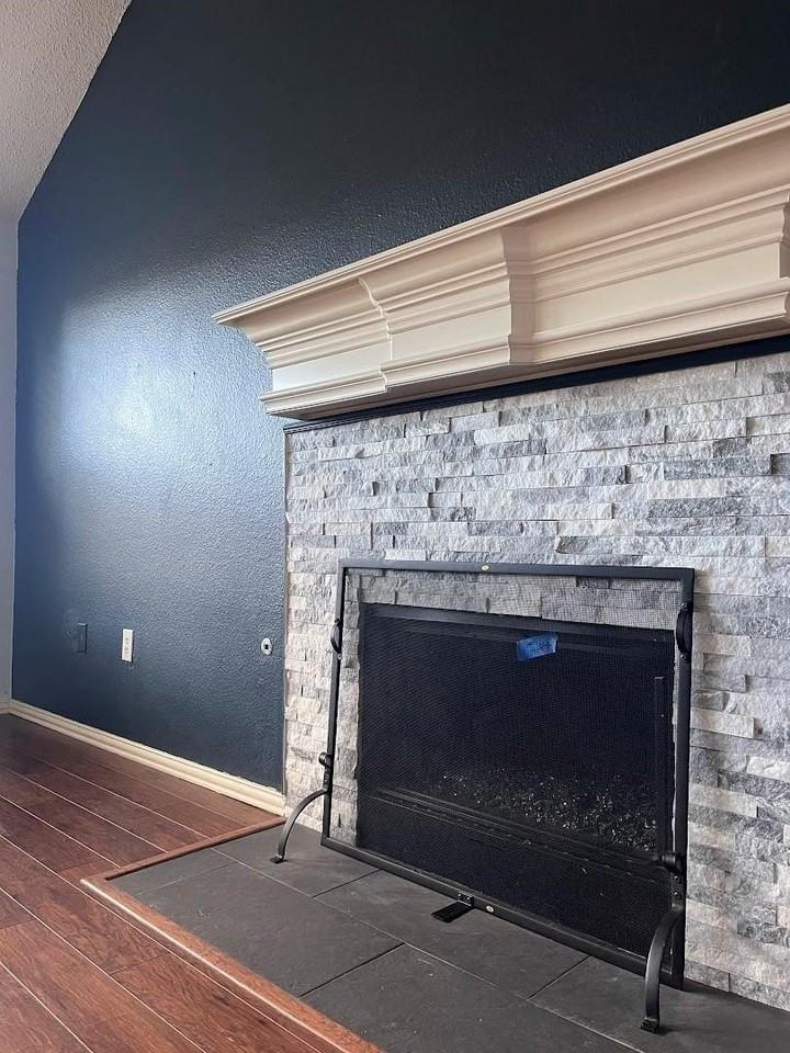 4502 Highlands Dr - Photo 6 of 32