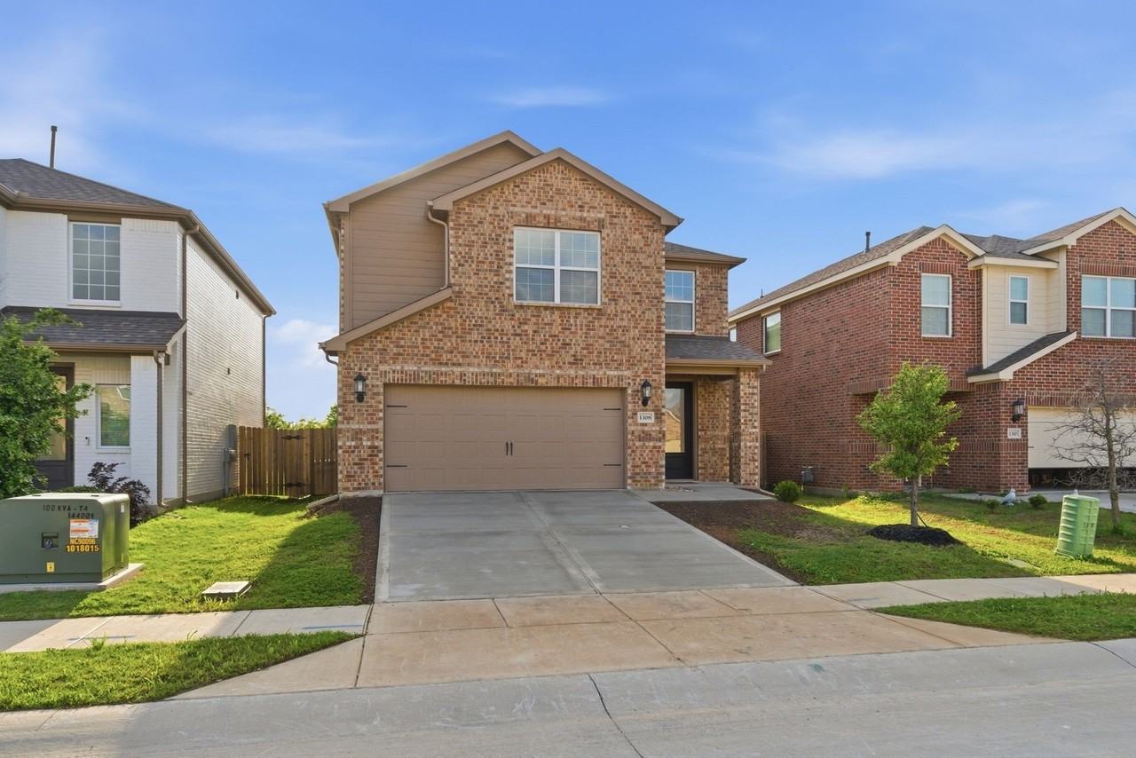 1308 Windermere Way - Photo 2 of 28