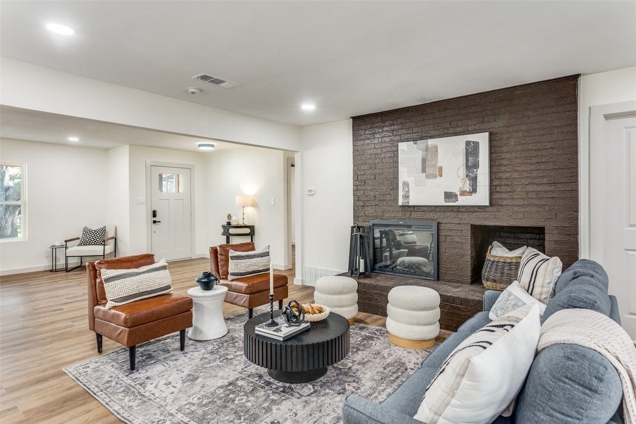 2920 Choctaw Trl - Photo 3 of 25